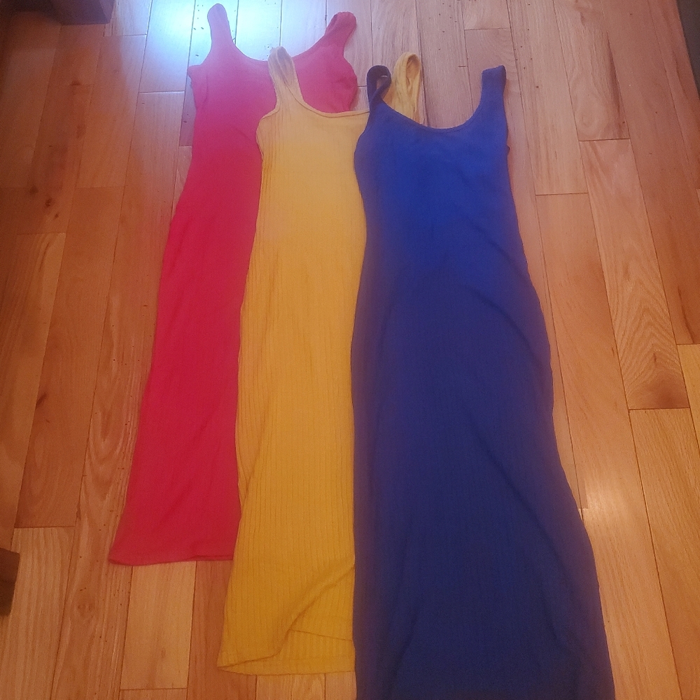 Bundle 3 Solid Body Con Midi Dresses - image 3